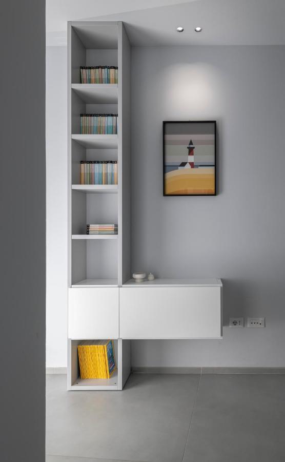 Casa Del Faro - Baia Flaminia Apartment เปซาโร ภายนอก รูปภาพ