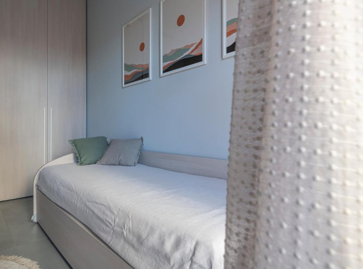 Casa Del Faro - Baia Flaminia Apartment เปซาโร ภายนอก รูปภาพ