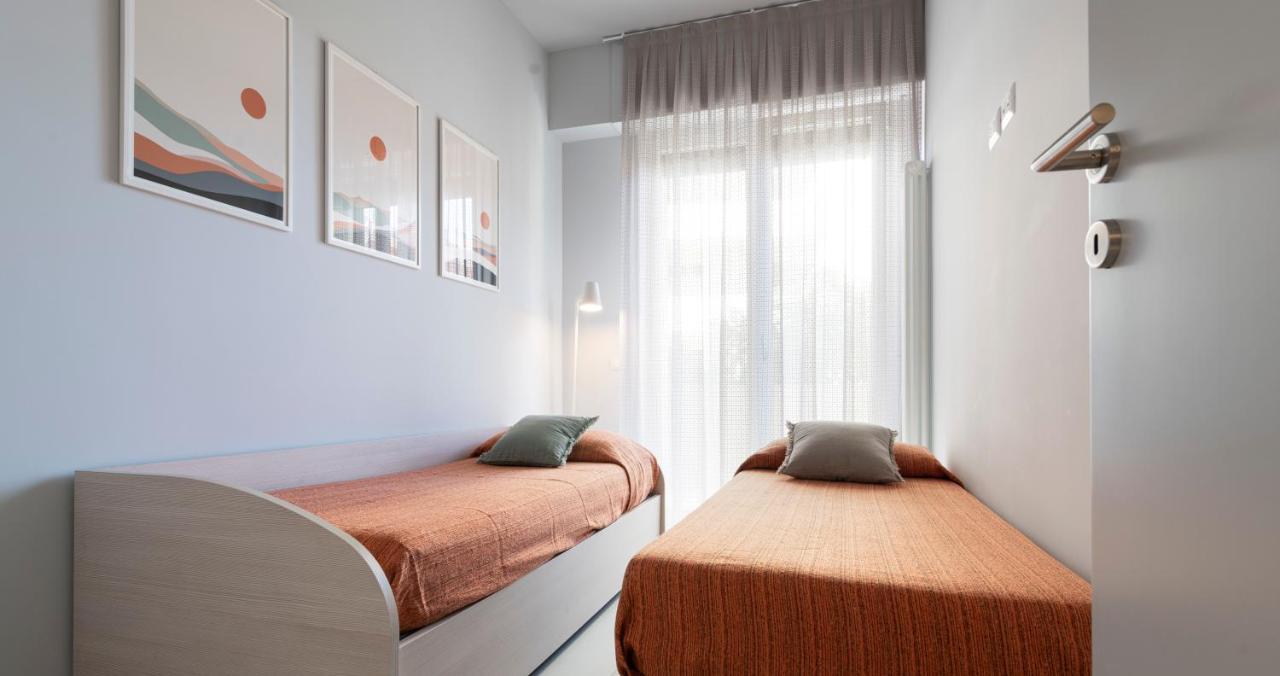 Casa Del Faro - Baia Flaminia Apartment เปซาโร ภายนอก รูปภาพ