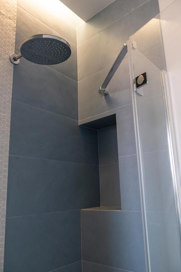 Casa Del Faro - Baia Flaminia Apartment เปซาโร ภายนอก รูปภาพ